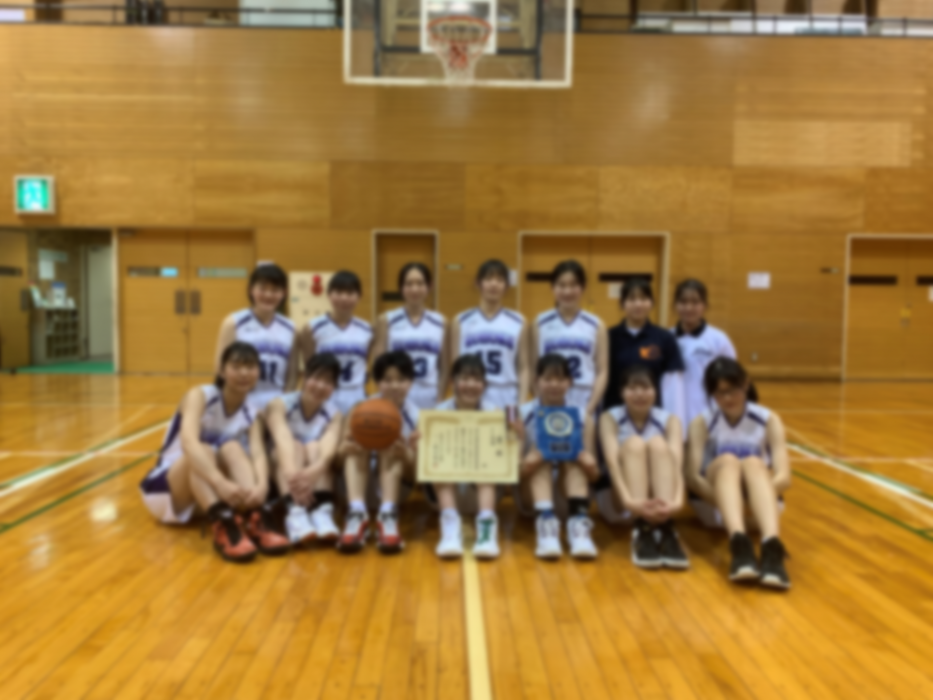 2023 3 女子バスケ　ぼやかし